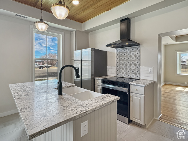 Photo 11 for MLS #2070859 at 120 S 200 East
