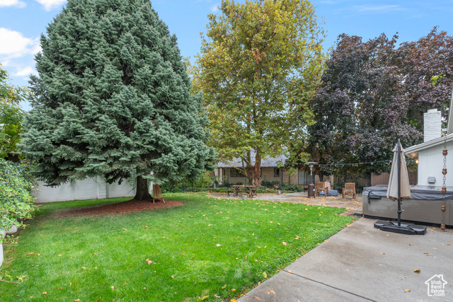 Photo 17 for MLS #2070953 at 2888 E Marrcrest