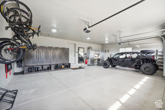 Photo 63 for MLS #2070967 at 5329 N Lauralwood St #A3