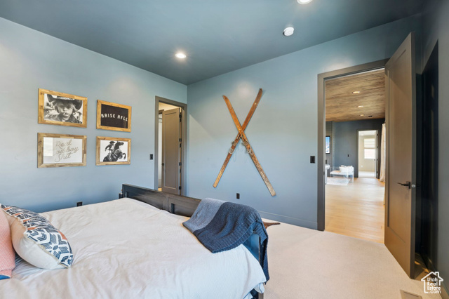 Photo 35 for MLS #2070967 at 5329 N Lauralwood St #A3