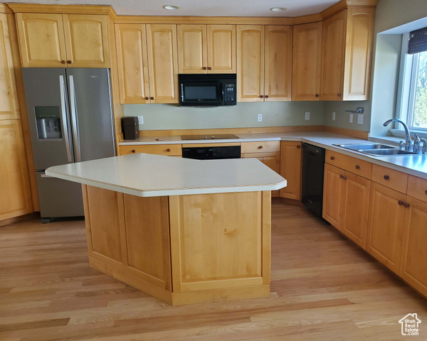 Photo 5 for MLS #2070982 at 1913 E 75 South