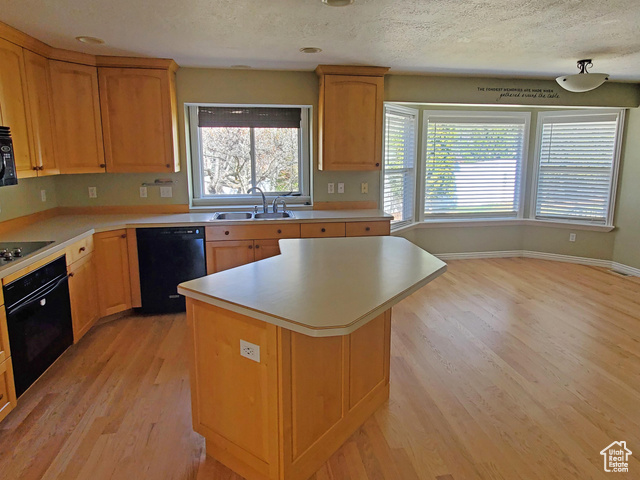 Photo 6 for MLS #2070982 at 1913 E 75 South