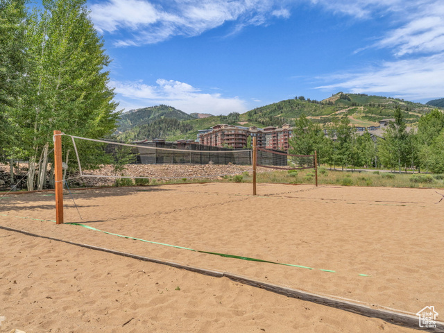 Photo 10 for MLS #2071121 at 2025 Canyons Resort Dr #R8