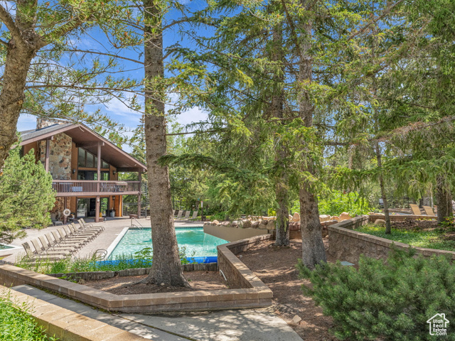 Photo 7 for MLS #2071121 at 2025 Canyons Resort Dr #R8