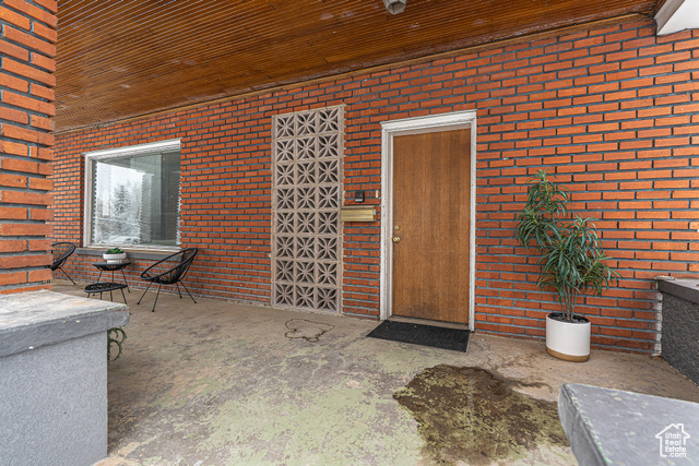 Photo 3 for MLS #2071215 at 33 N 200 East