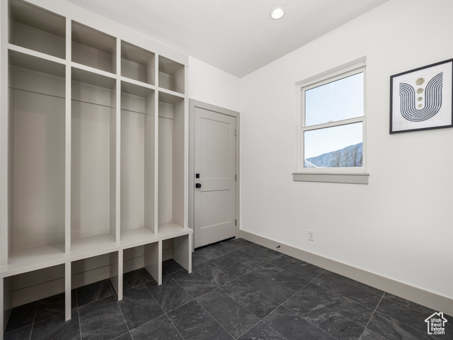 Photo 11 for MLS #2071232 at 4519 N Norfolk Cir