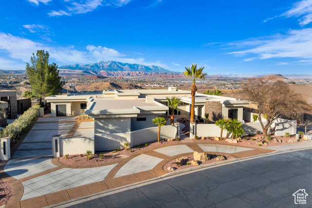 Photo 52 for MLS #2071336 at 2031 E Cliff Point Dr