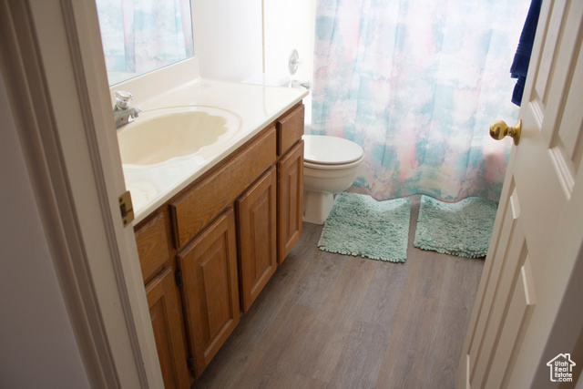 Photo 8 for MLS #2071381 at 246 W 5000 South