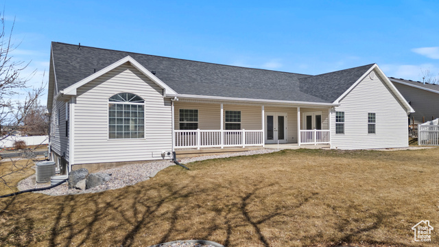 Photo 8 for MLS #2071383 at 168 E 520 North