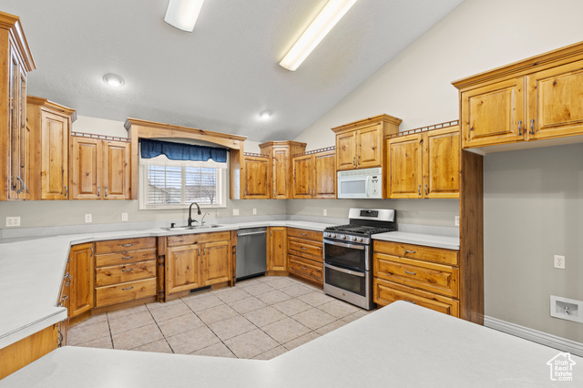 Photo 11 for MLS #2071383 at 168 E 520 North