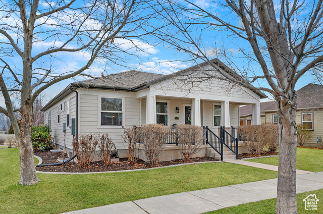 11709 S Grandville Ave