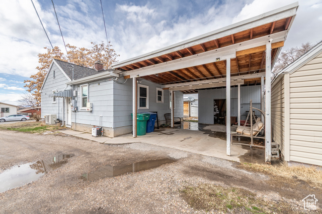 Photo 30 for MLS #2071385 at 2348 Iowa Ave