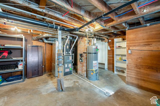 Photo 25 for MLS #2071385 at 2348 Iowa Ave