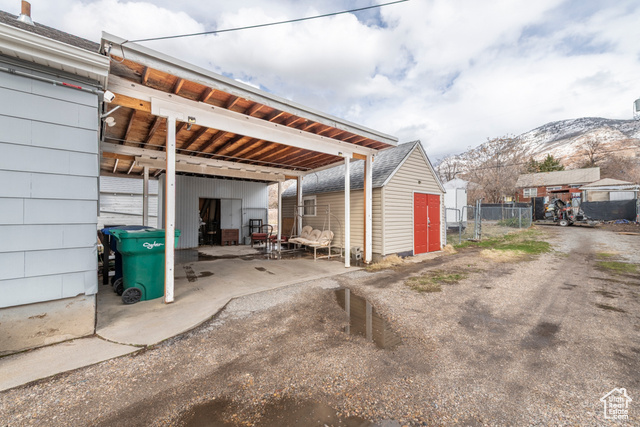 Photo 31 for MLS #2071385 at 2348 Iowa Ave
