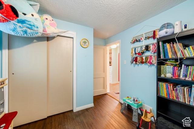 Photo 16 for MLS #2071385 at 2348 Iowa Ave