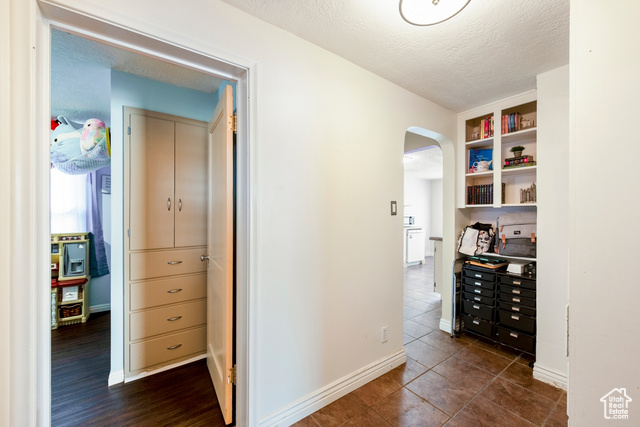 Photo 19 for MLS #2071385 at 2348 Iowa Ave