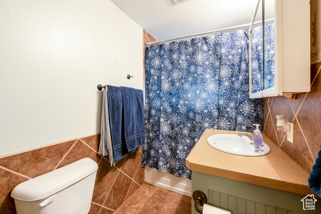 Photo 14 for MLS #2071385 at 2348 Iowa Ave