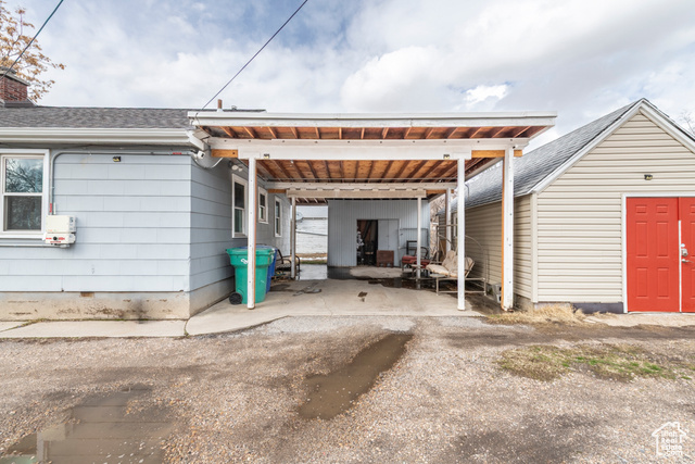 Photo 32 for MLS #2071385 at 2348 Iowa Ave