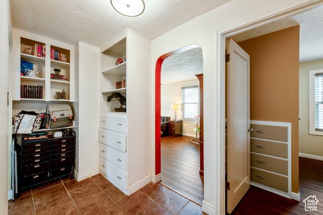 Photo 18 for MLS #2071385 at 2348 Iowa Ave