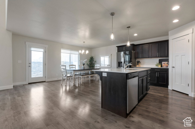 Photo 5 for MLS #2071524 at 6581 W Yawkey Way