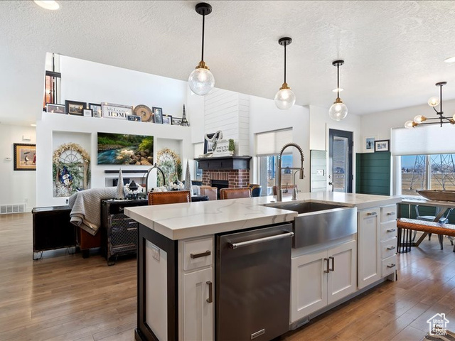 Photo 9 for MLS #2071559 at 149 N Village Park Dr