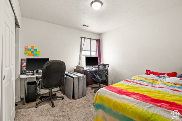 Photo 14 for MLS #2071590 at 422 N Hodges Ln