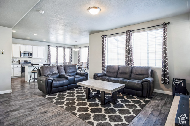 Photo 9 for MLS #2071621 at 5731 W Osprey Dr