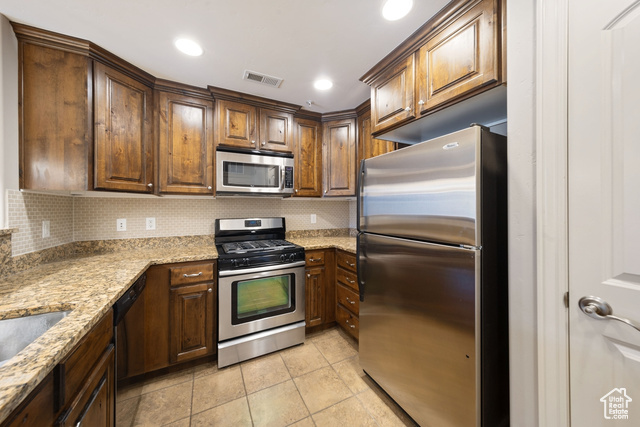 Photo 3 for MLS #2071649 at 3944 S 900 East #204