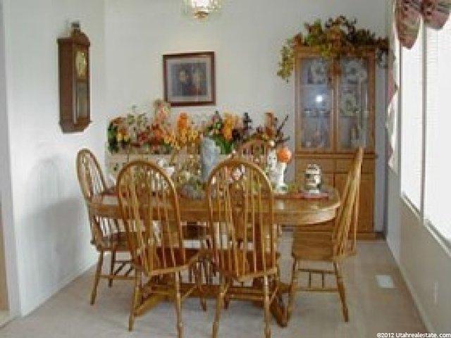 876 W 1700 S, Woods Cross, UT 84087 — photo 2