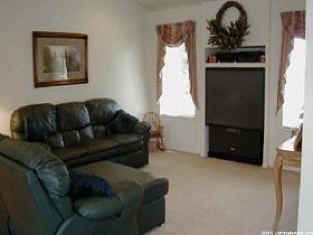 876 W 1700 S, Woods Cross, UT 84087 — photo 4