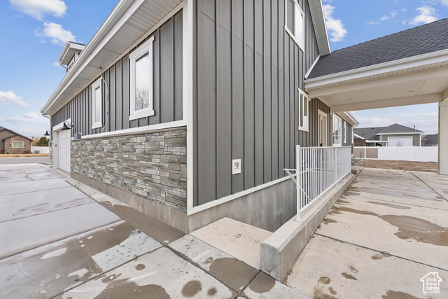 Photo 9 for MLS #2071882 at 9227 N Horizon Dr