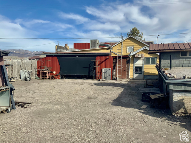 Photo 15 for MLS #2071899 at 625 W Main St