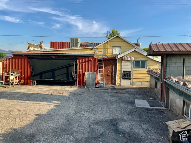 Photo 33 for MLS #2071899 at 625 W Main St