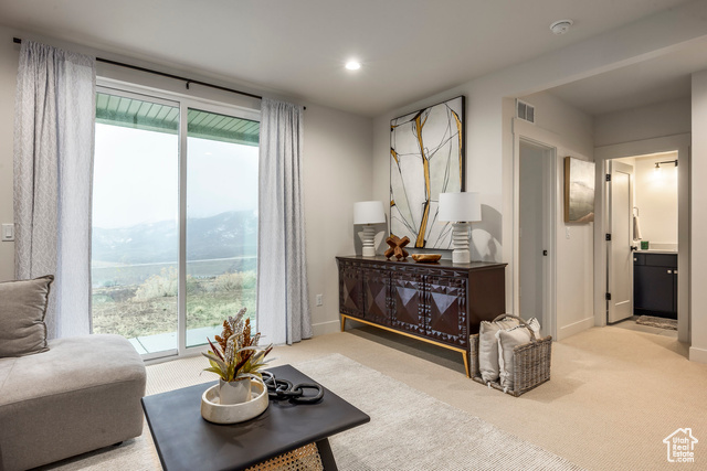 Photo 30 for MLS #2071911 at 6051 N Fairview Dr #238