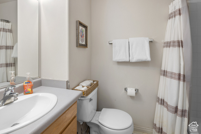 Photo 19 for MLS #2071924 at 3354 E Fairway Loop