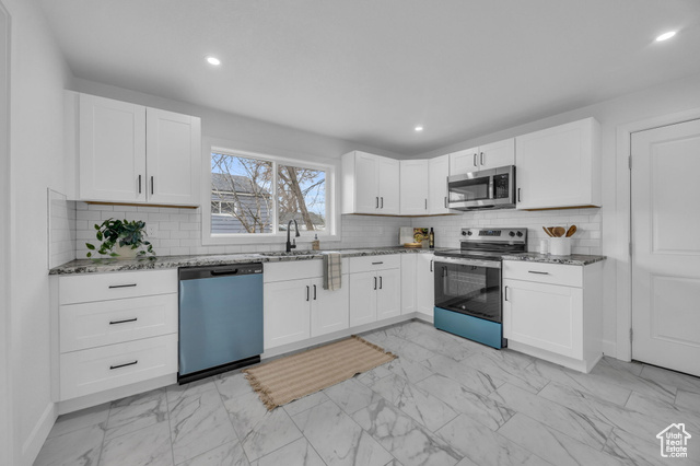 Photo 8 for MLS #2071947 at 590 E 7th St