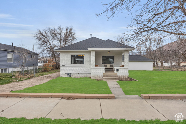 Photo 2 for MLS #2071947 at 590 E 7th St