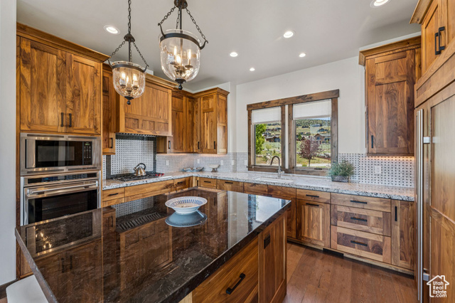 Photo 12 for MLS #2071955 at 1075 N Oquirrh Mountain Dr #64