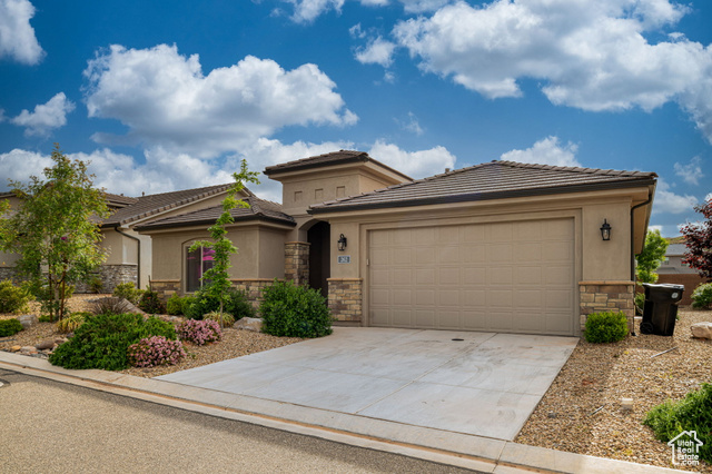 262 LADERA DR, Washington UT 84780