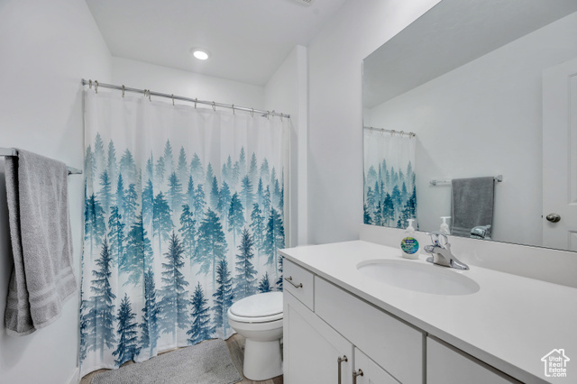 Photo 13 for MLS #2072027 at 388 N Regatta Ln