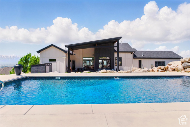 2940 NAOMI DR, North Logan UT 84341