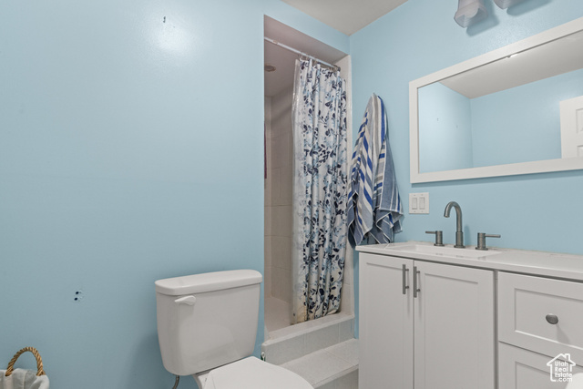 Photo 12 for MLS #2072168 at 661 E 2735 South