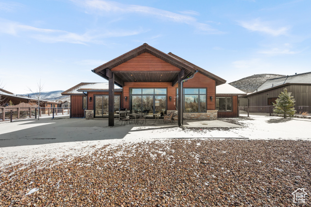 Photo 25 for MLS #2072280 at 481 Thorn View Ct #6