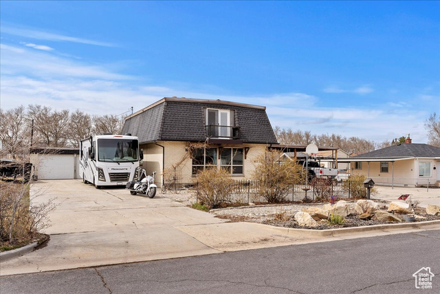 Photo 5 for MLS #2072400 at 613 N 100 East