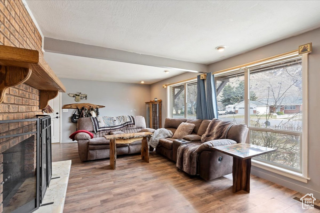Photo 8 for MLS #2072400 at 613 N 100 East