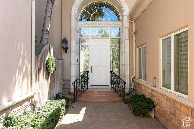 Photo 80 for MLS #2072513 at 2726 E Wasatch Dr #18