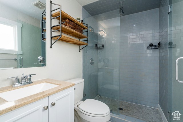 Photo 18 for MLS #2072522 at 1305 N Valentine St