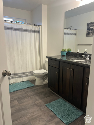 Photo 8 for MLS #2072622 at 956 W 40 North