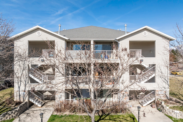 Photo 30 for MLS #2072632 at 966 W Big River Ct #3