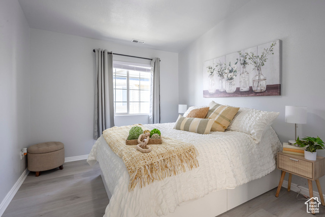 Photo 10 for MLS #2072632 at 966 W Big River Ct #3